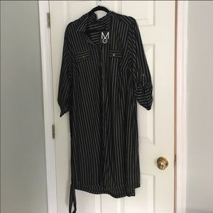 New black plus size shirt dress